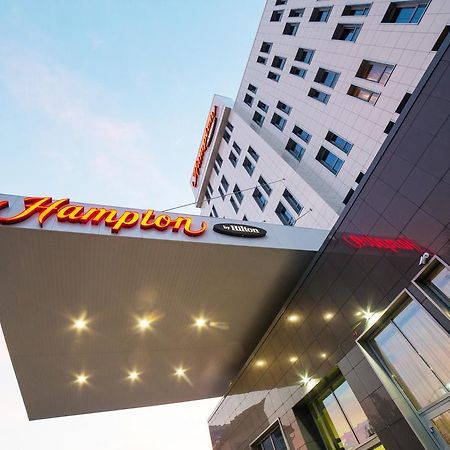 Hampton By Hilton Ufa Hotel Kültér fotó